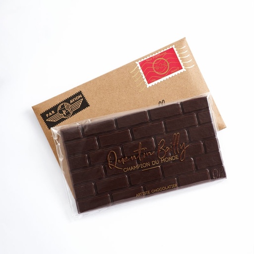 Tablette noir 66% de cacao minimum et éclats de framboise QB